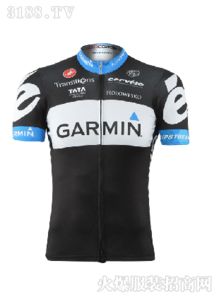 幔利運動裝與鞋帽 時尚與功能兼?zhèn)涞牧餍兄x